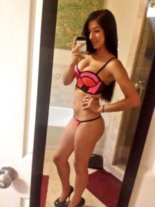 Megan Salinas Twitter Photo's