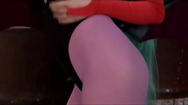 Sexy Japanese Capcom cosplay