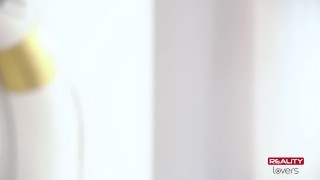 RealityLovers – Micaela Schaefer mit lesbischer Freundin